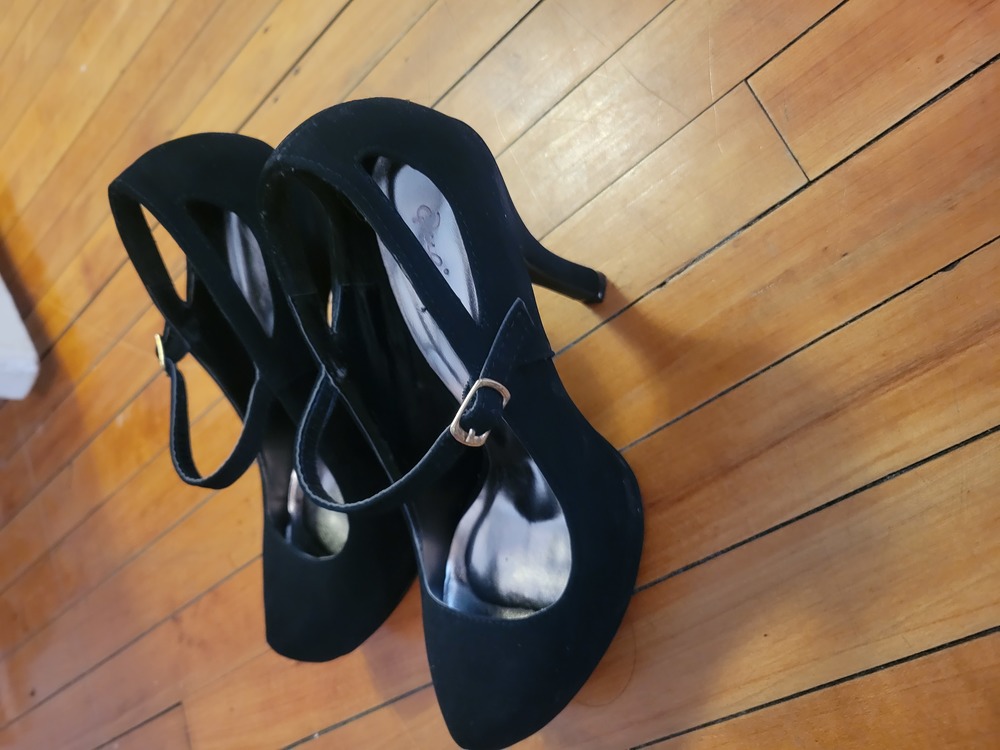 Black pump - Picture 4 of 4